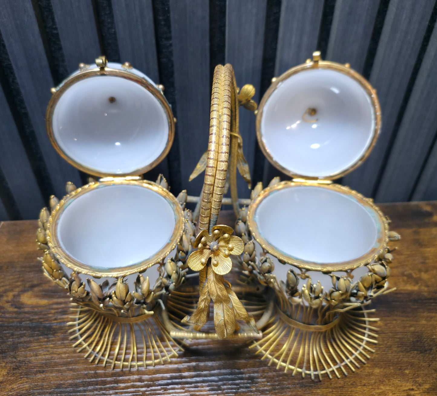 Antique French Napoleon III Opaline Glass Egg Bonbonnière Caddy, Gilt Wirework Wheat-Sheaf Basket, circa 1860–1880